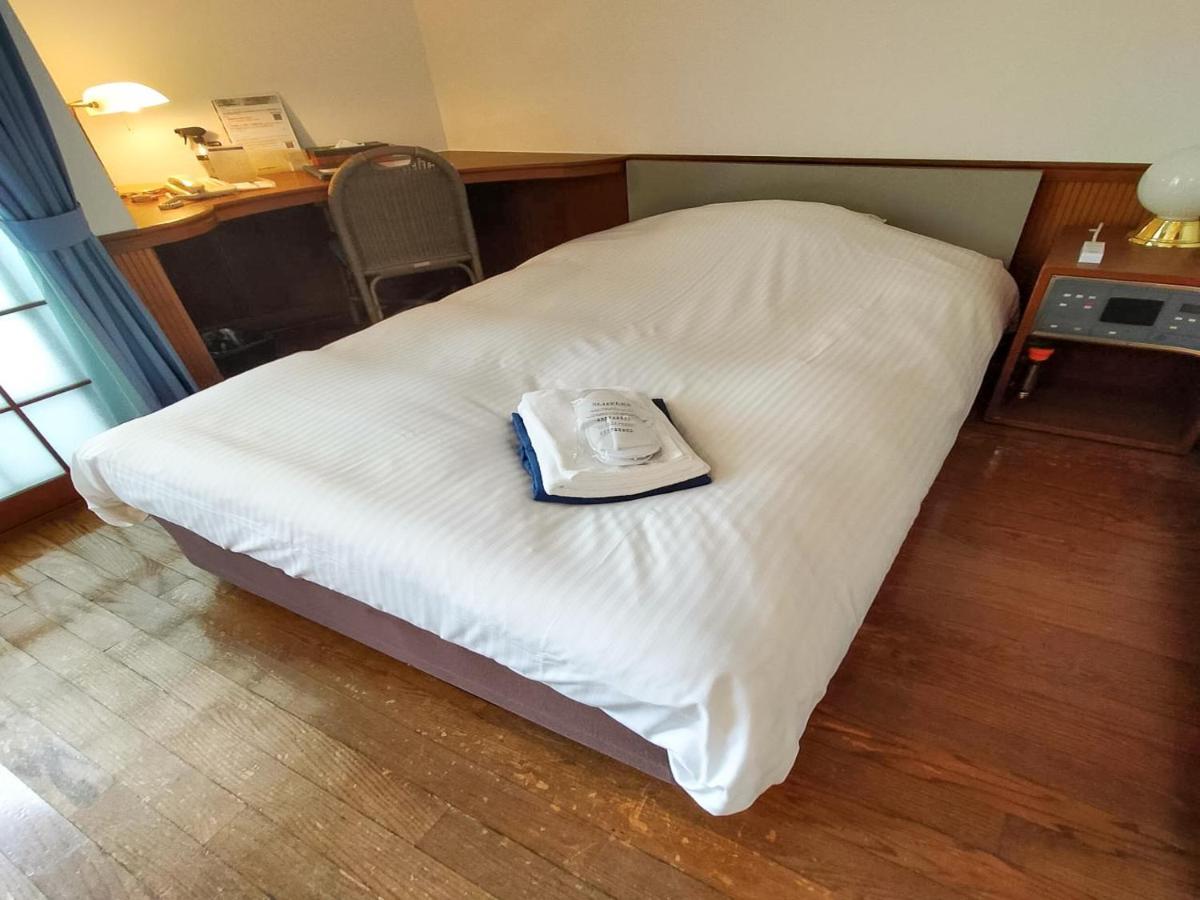 Posh Hotel